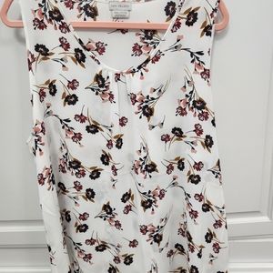 Floral tank top. Sz XXL. VAN Heusen